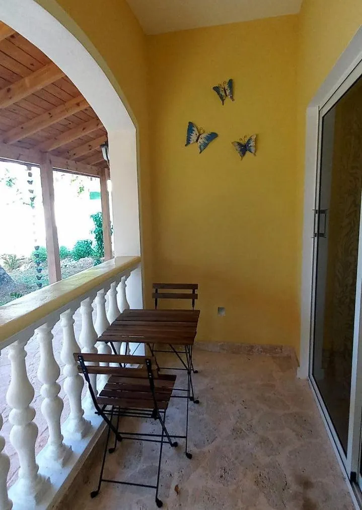 Casa Arcoiris Hotel Las Galeras